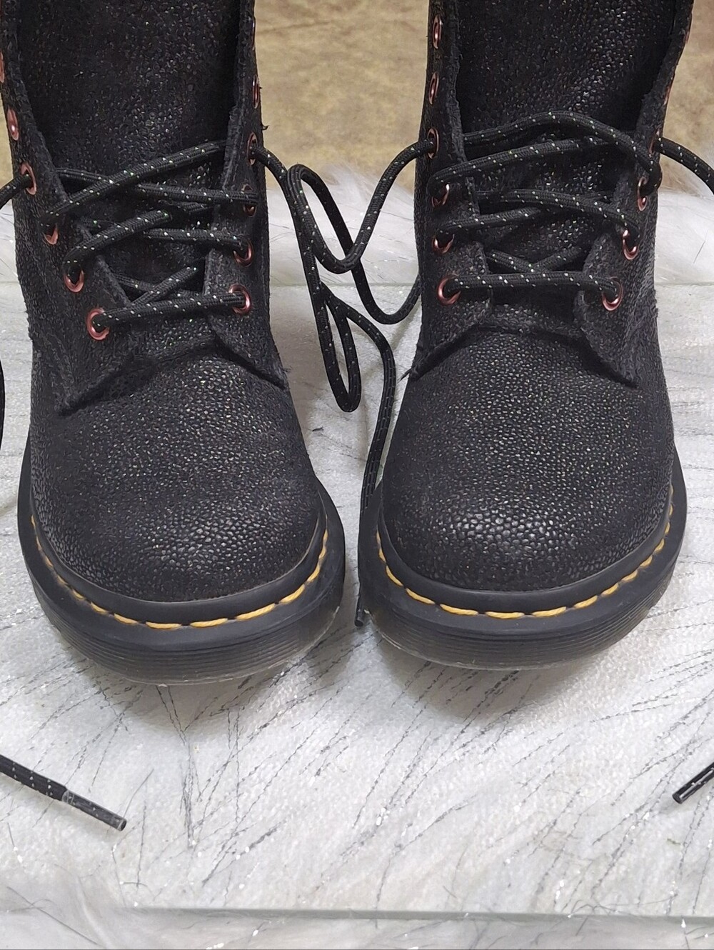 Dr. Martens 1460 Black Textured Glitter Combat Boots Red Eyelets Lace-Up Size 6 - Picture 12 of 16